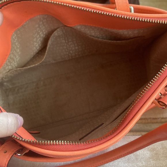 Kate Spade coral purse - Picture 12 of 13